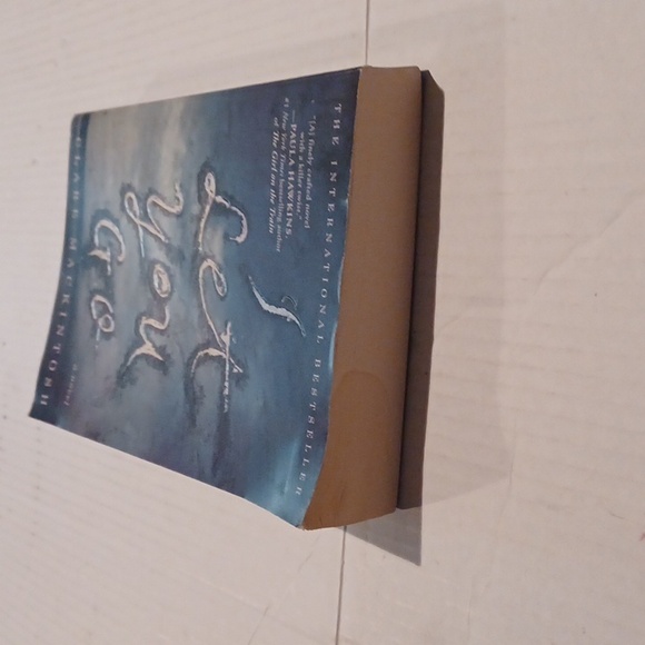 $4 Add-on "I Let You Go" by Clare MacKintosh - Paperback Novel - Picture 6 of 9